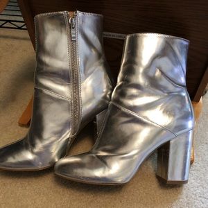 70’s style silver ankle boots